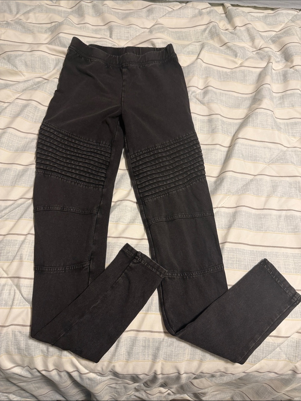 Grunge Charcoal Black Leggings
